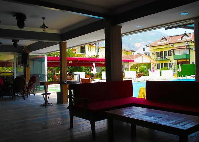 Hotel Carmina Ovacık