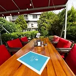 Hotel Carmina 3*