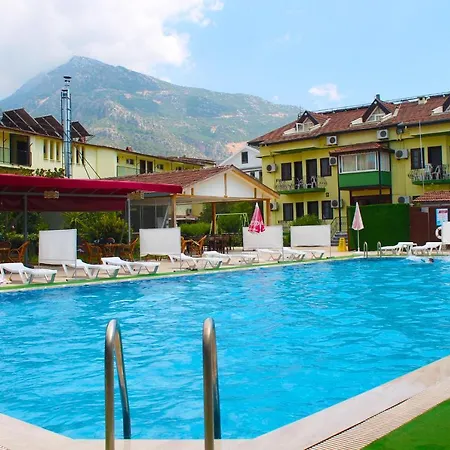 Carmina Hotel 3*